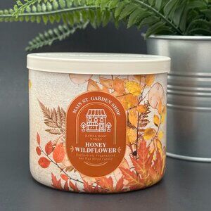 BBW Honey Wildflower Bath & Body Works 3 Wick Candle
